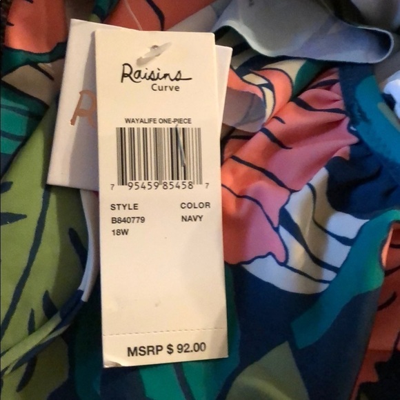 RAISINS Curve Plus Floral One Piece Swimsuit - Picture 4 of 5